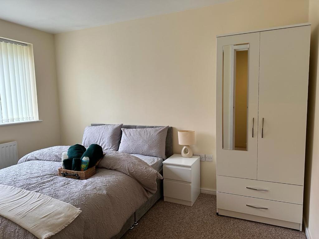 Rooms 7 Minutes From Etihad Manchester Exteriör bild